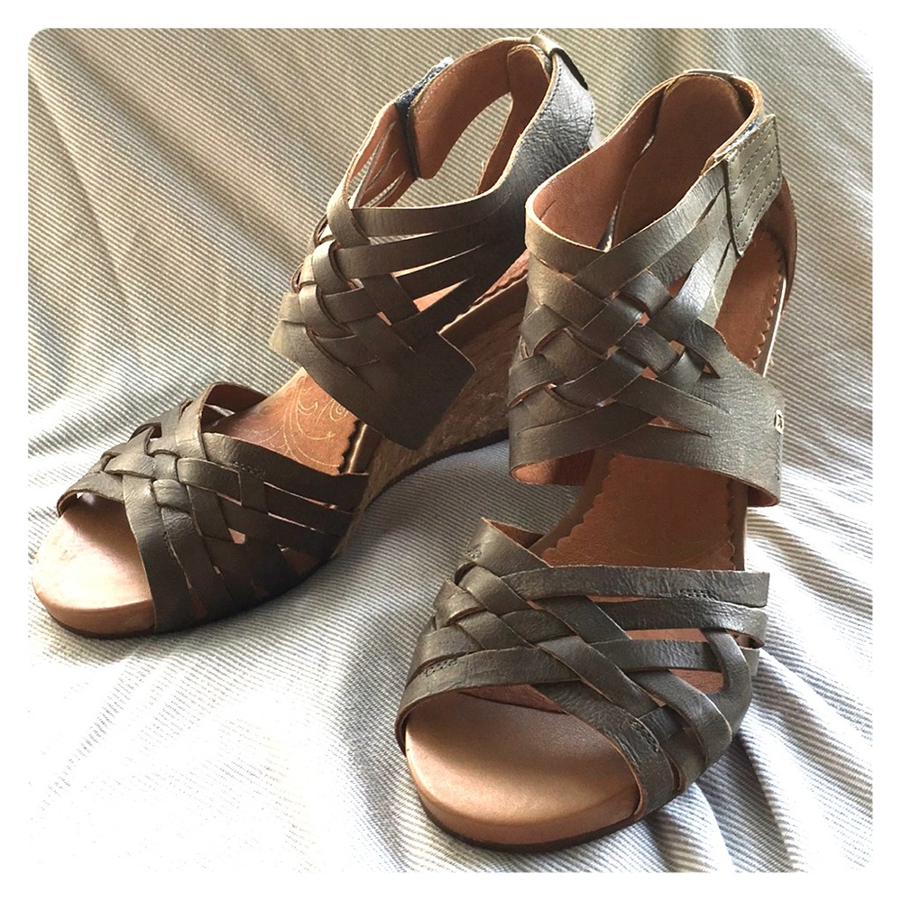 esperilla sandals by Clarks